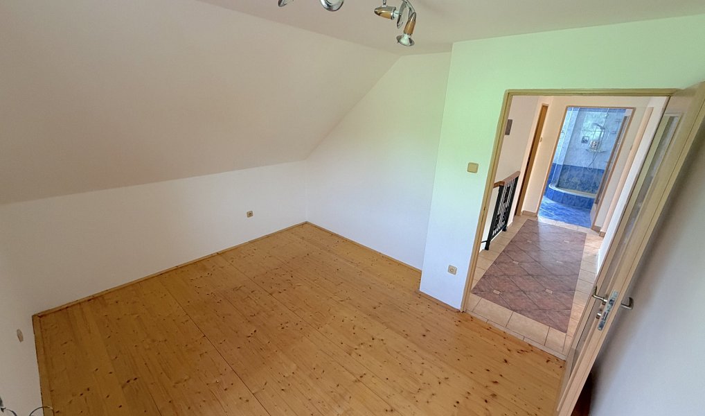 Prodej domu 184 m² s pozemkem 1 865 m², Tršice – náhled fotky 20