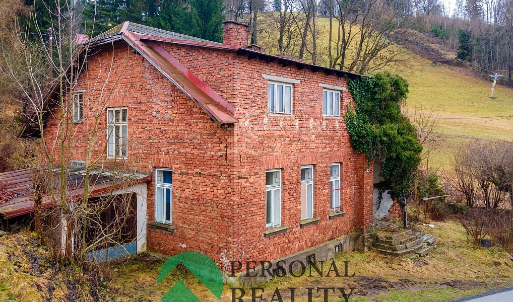 Prodej ubytovacího objektu 251 m², Benecko – náhled fotky 3