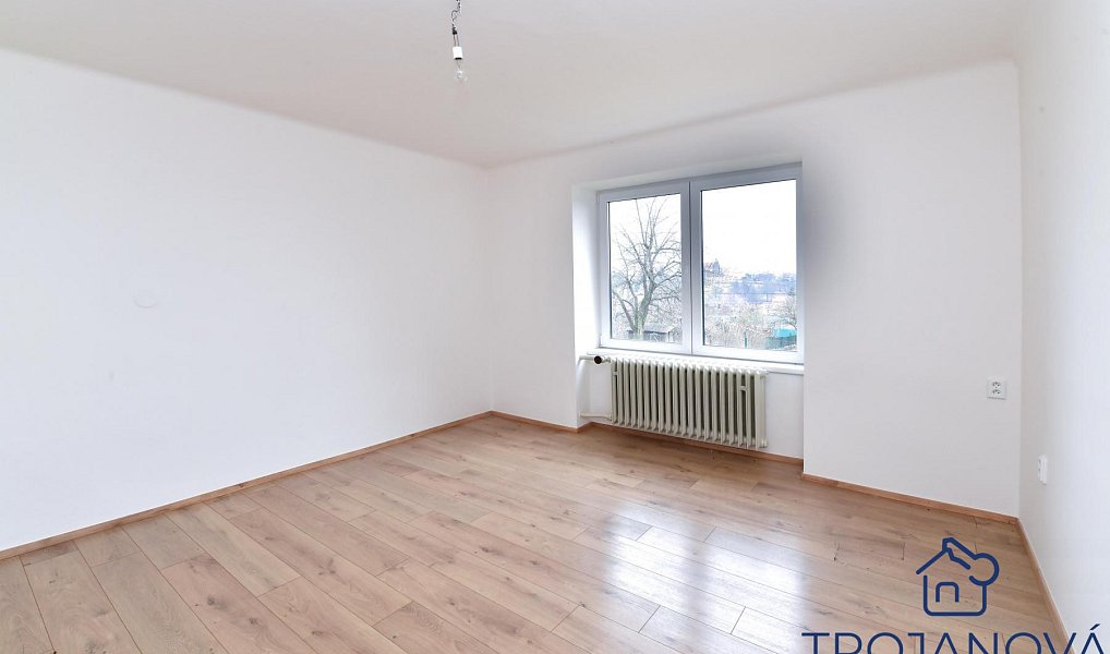Pronájem domu 250 m² s pozemkem 390 m², Benešov – náhled fotky 5