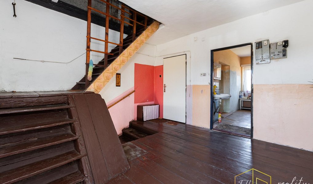 Prodej domu 250 m² s pozemkem 1 848 m², Modlany – náhled fotky 18