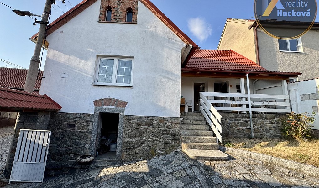 Prodej domu 154 m² s pozemkem 364 m², Krhanice – náhled fotky 2