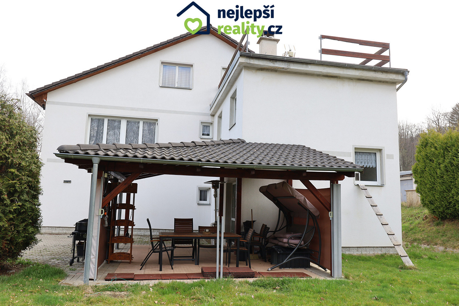 Prodej domu 450 m² s pozemkem 1 561 m² – fotografie 2