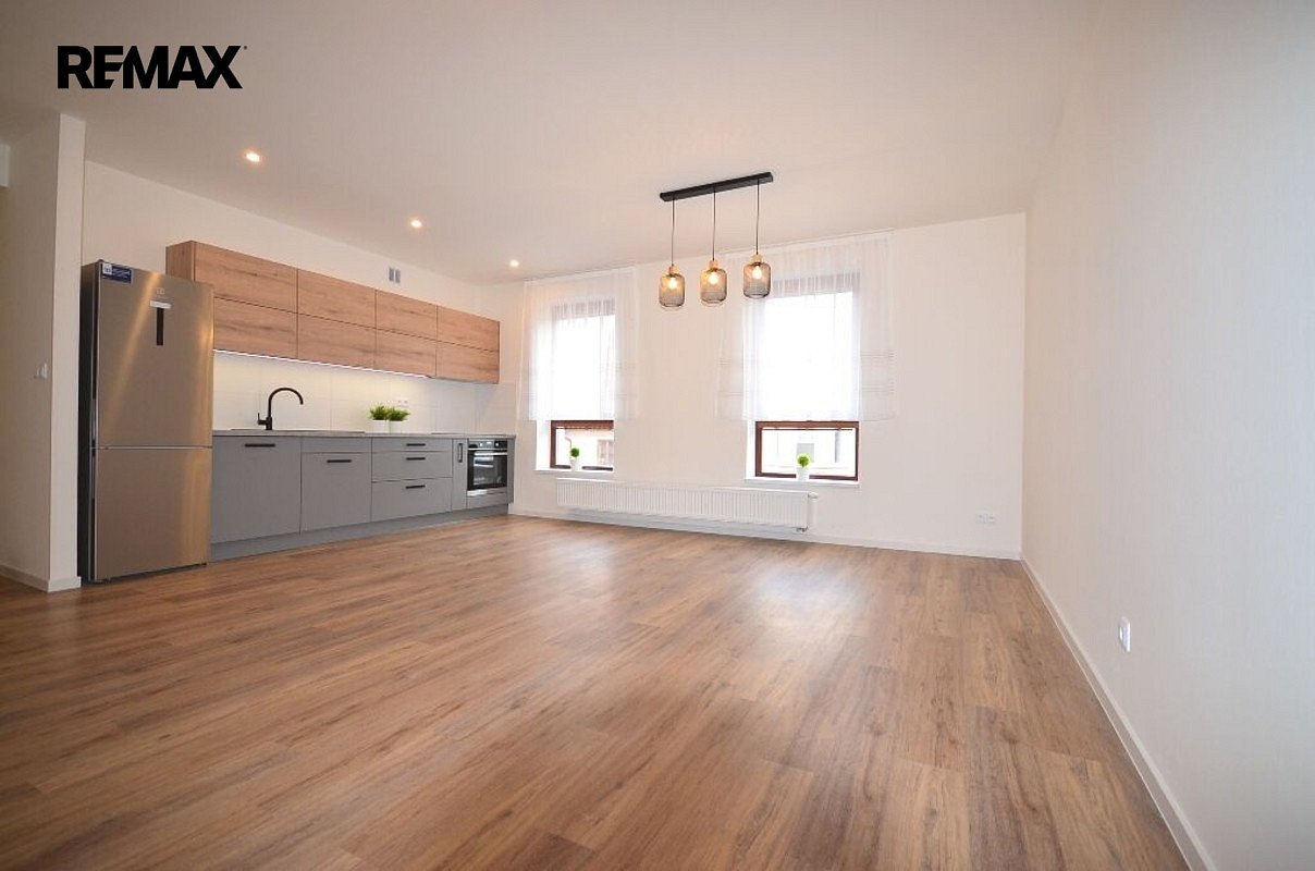 Pronájem bytu 2+kk 74 m² — photo 4