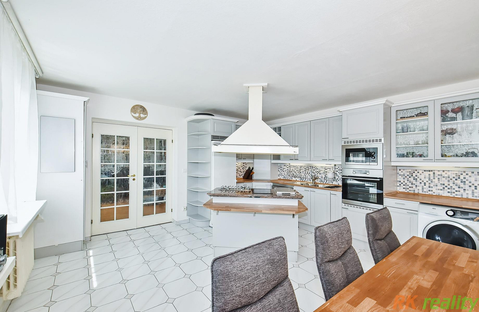 Prodej bytu 3+1 147 m²