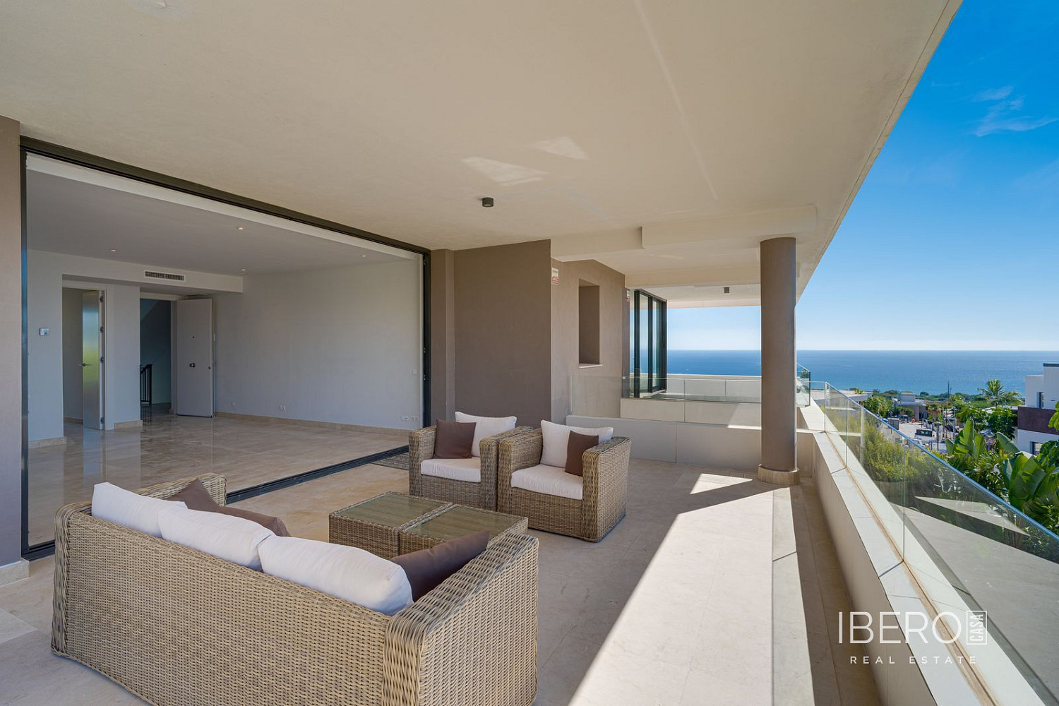 Piso 3+kk – Marbella, Urbanización Marbesa - Vista 2