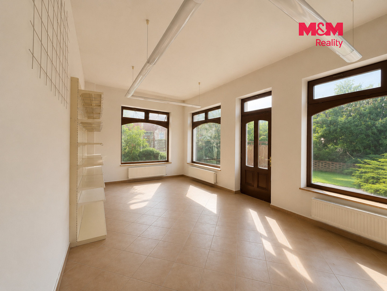 Pronájem obchodních prostor 24 m² – fotografie 5