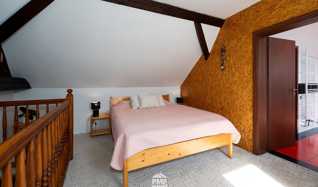 Prodej domu 238 m² s pozemkem 1 218 m², Malešovice – náhled fotky 21
