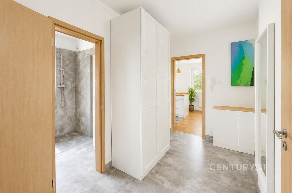 Pronájem bytu 3+kk 75 m² – fotografie 4