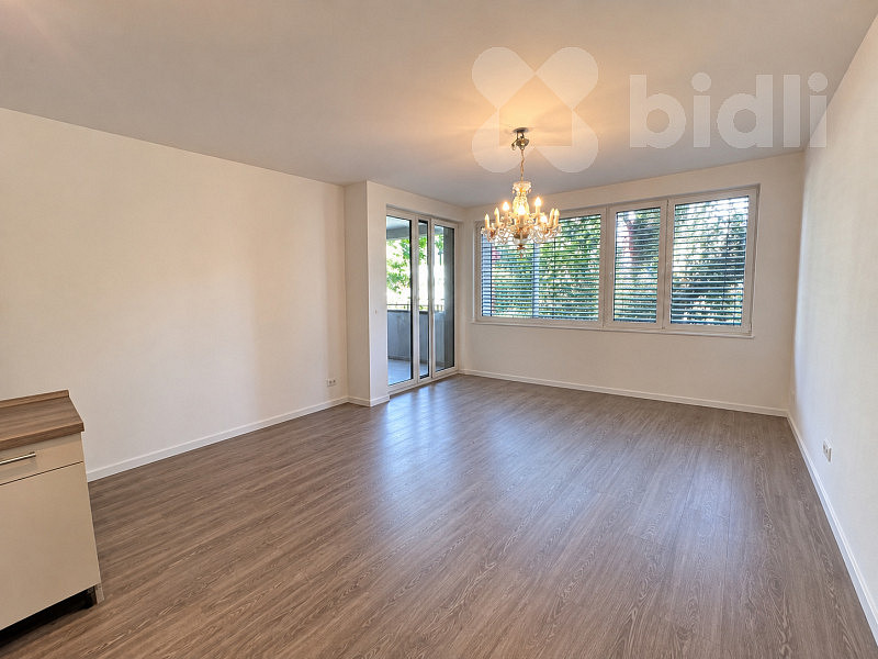 Pronájem bytu 2+kk 55 m² – fotografie 3
