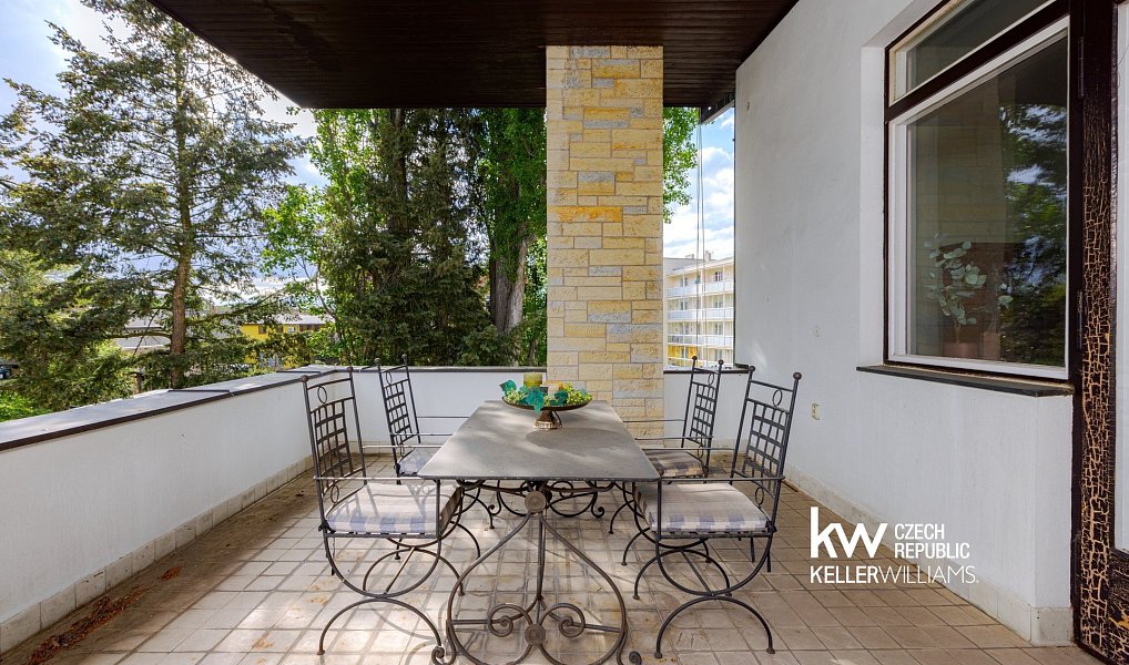 Prodej domu 450 m² s pozemkem 2 523 m², Heřmanův Městec – náhled fotky 25