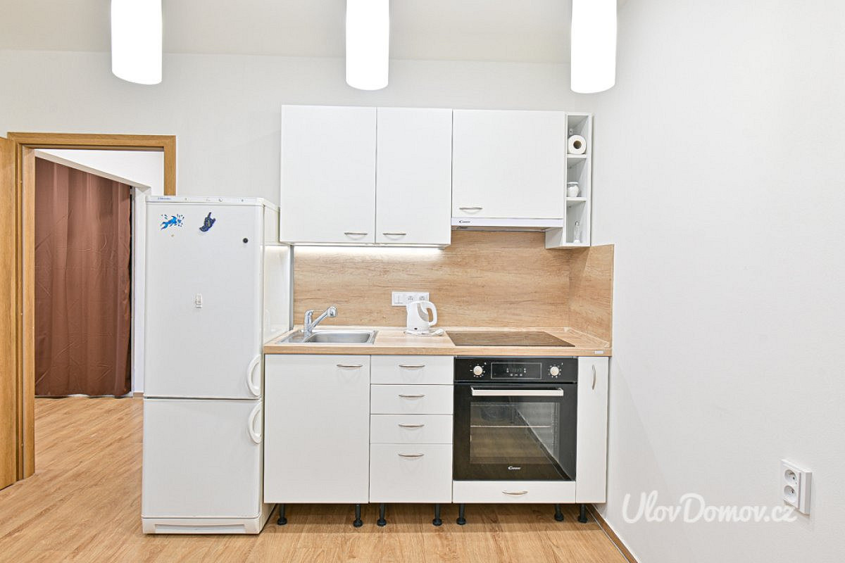 Pronájem bytu 2+kk 45 m²