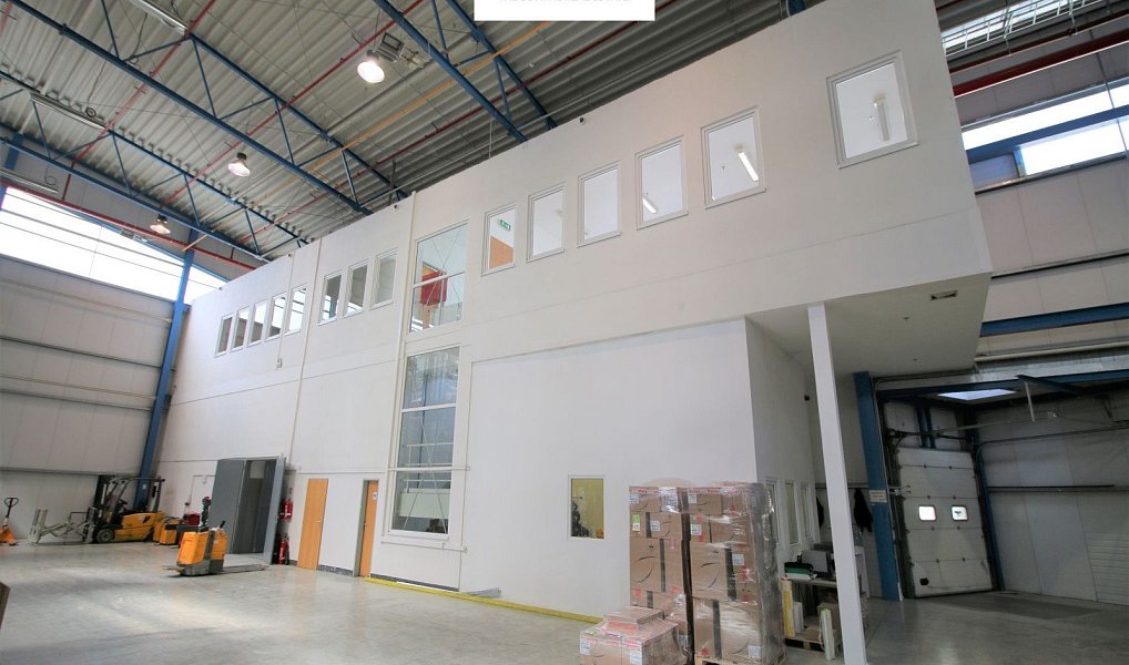 Pronájem skladovacích prostor 4 264 m², Kněževes – náhled fotky 12