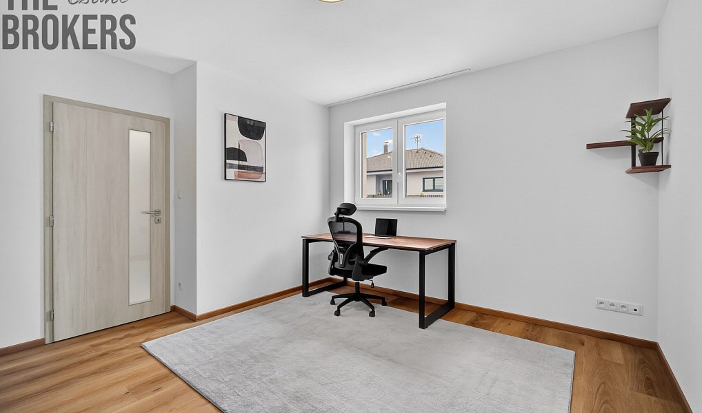 Pronájem domu 151 m² s pozemkem 569 m², Benešov – náhled fotky 22