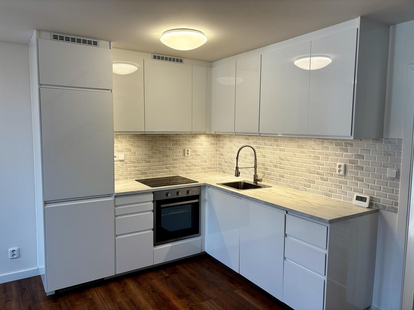 Pronájem bytu 3+kk 76 m² – fotografie 3