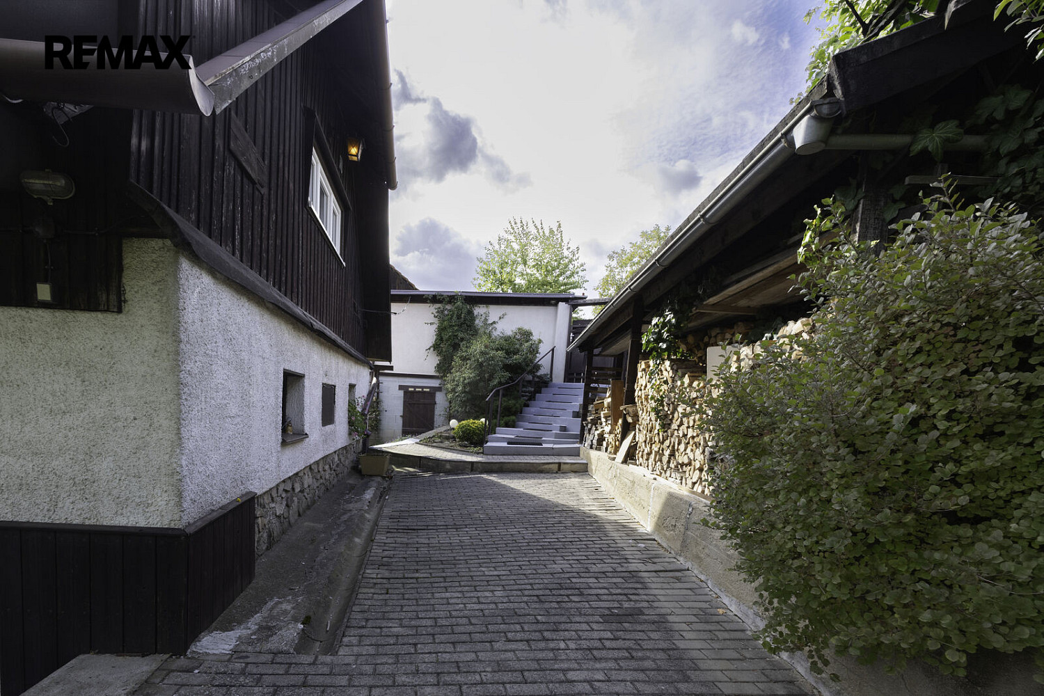 Prodej domu 200 m² s pozemkem 720 m² – fotografie 4