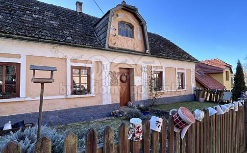 Prodej domu 111 m² s pozemkem 247 m², Závrata, Náměšť nad Oslavou, okres Třebíč