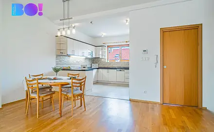 Prodej domu 318 m² s pozemkem 318 m², Legionářů, Praha 8 - Ďáblice