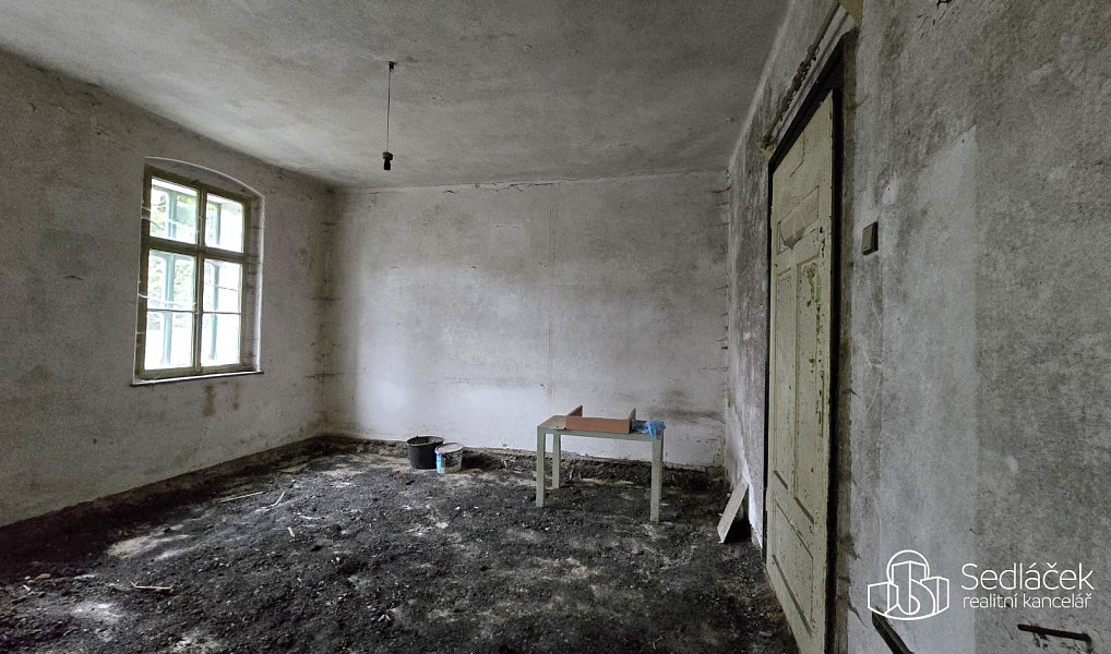 Prodej domu 300 m² s pozemkem 121 m², Rotava – náhled fotky 10