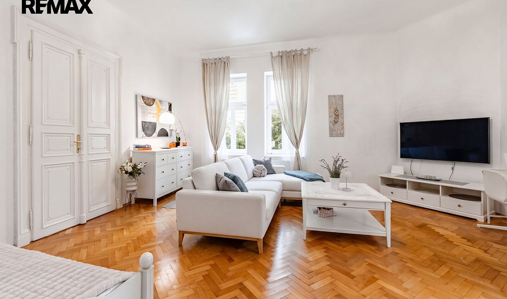 Pronájem bytu 2+1 86 m², Praha – náhled fotky 4