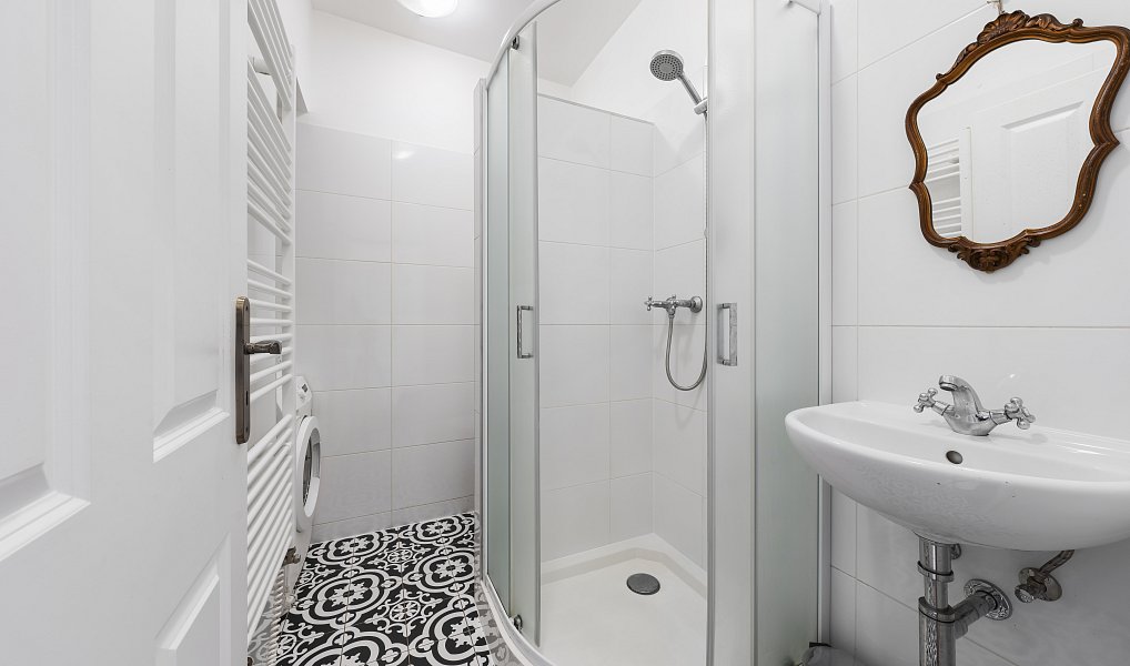 Prodej domu (jiného typu) 600 m² s pozemkem 275 m², Vimperk – náhled fotky 30