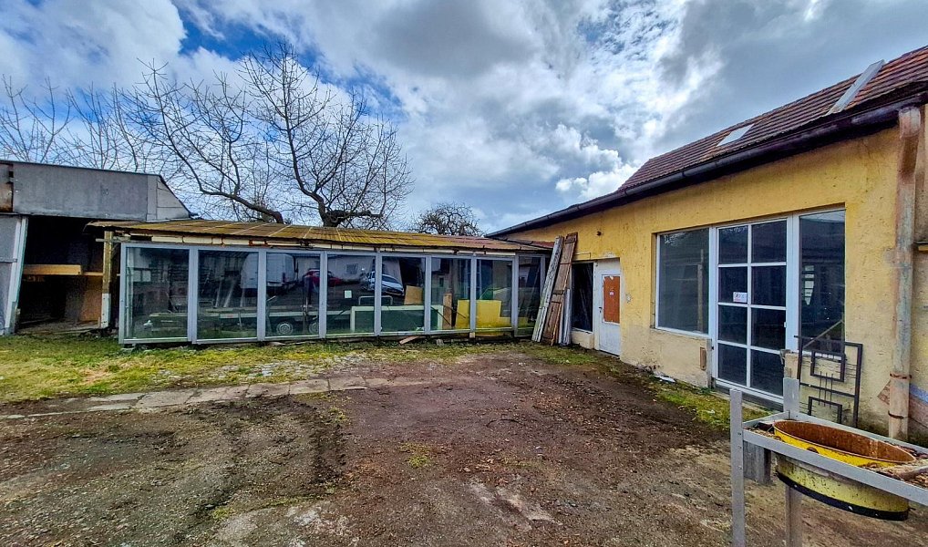 Prodej výrobních prostor 1 980 m², Kasejovice – náhled fotky 4