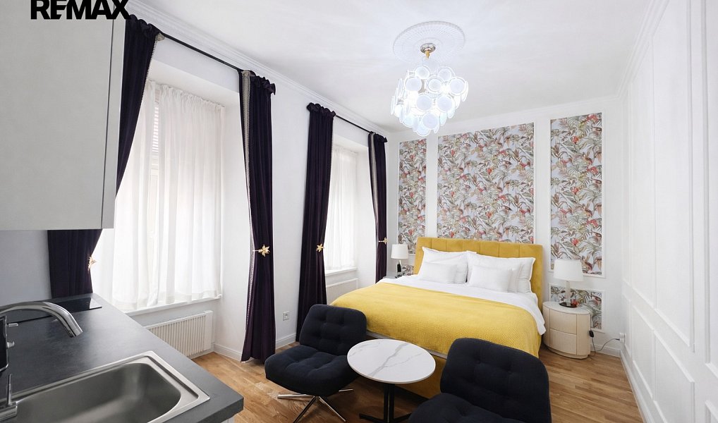 Prodej bytu 1+kk 23 m², Praha – fotka 1 z 9