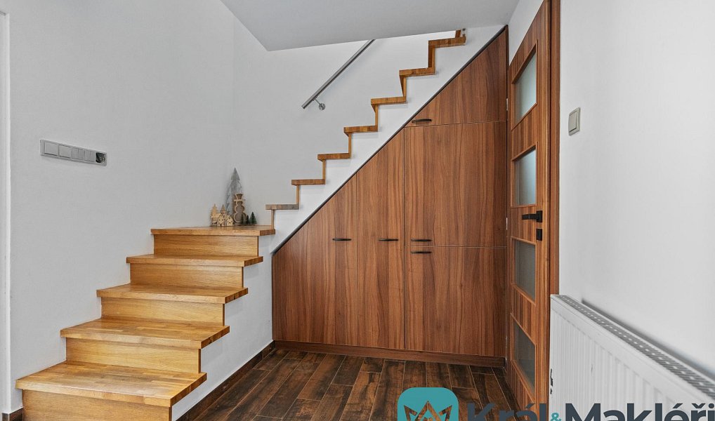 Prodej domu 126 m² s pozemkem 270 m², Brňany – náhled fotky 10