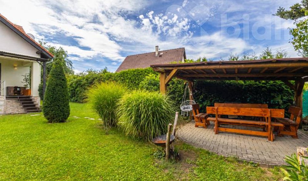 Prodej domu 205 m² s pozemkem 809 m², Jesenice – náhled fotky 26