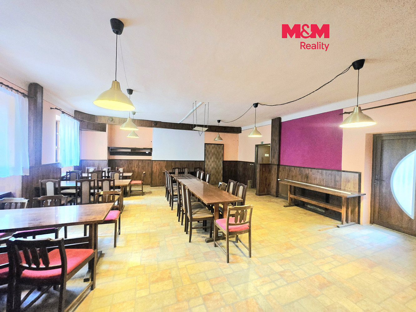Pronájem restaurace 230 m²