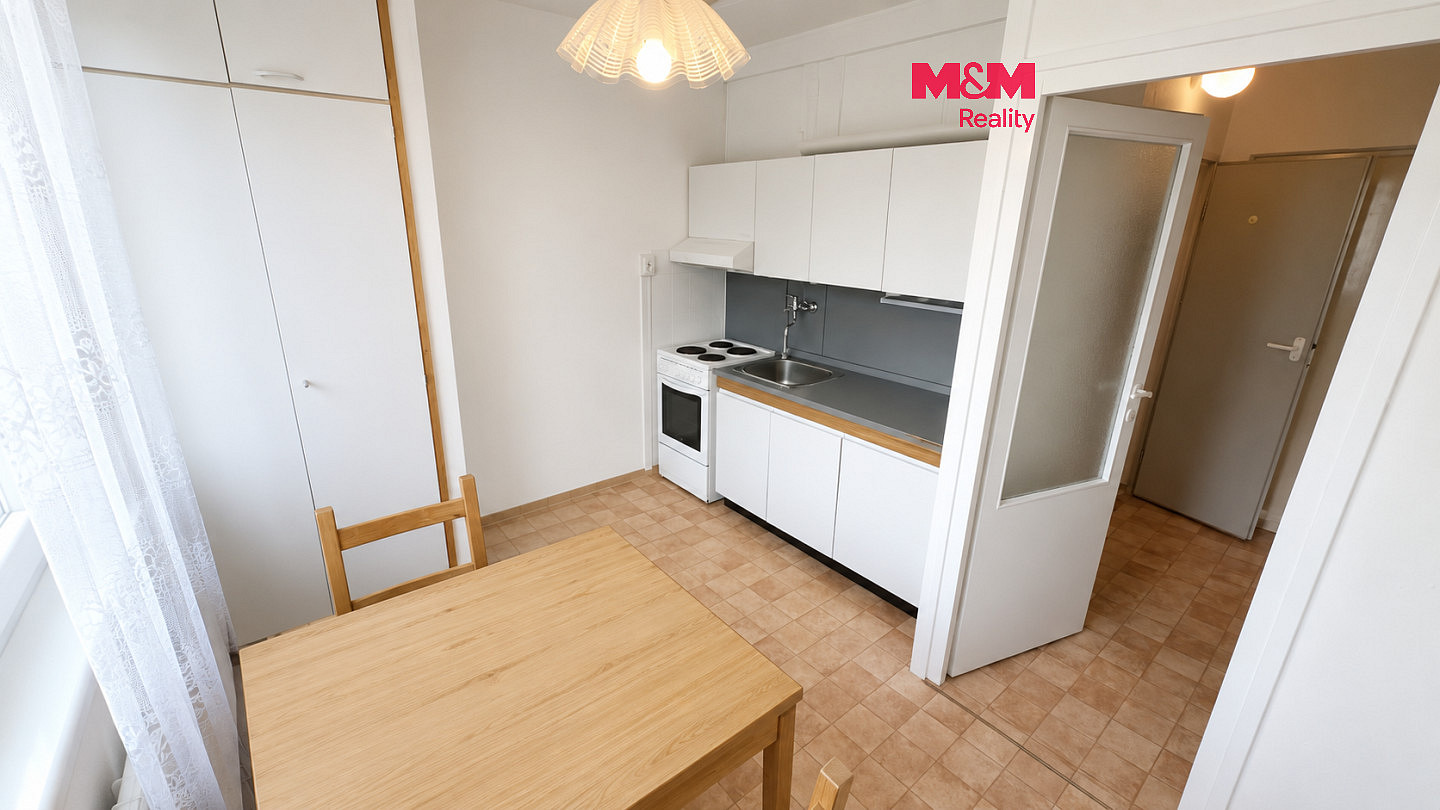Pronájem bytu 1+1 34 m²