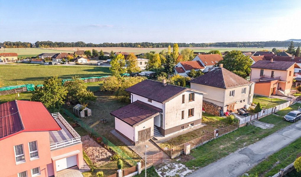 Prodej domu 135 m² s pozemkem 893 m², Pištín – náhled fotky 2