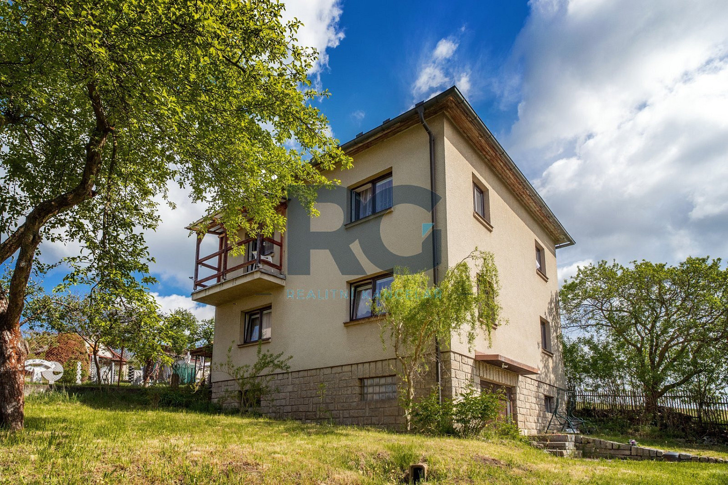 Prodej domu 190 m² s pozemkem 835 m² — photo 3