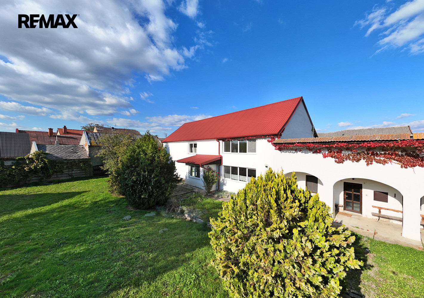 Prodej domu 186 m² s pozemkem 7 638 m²