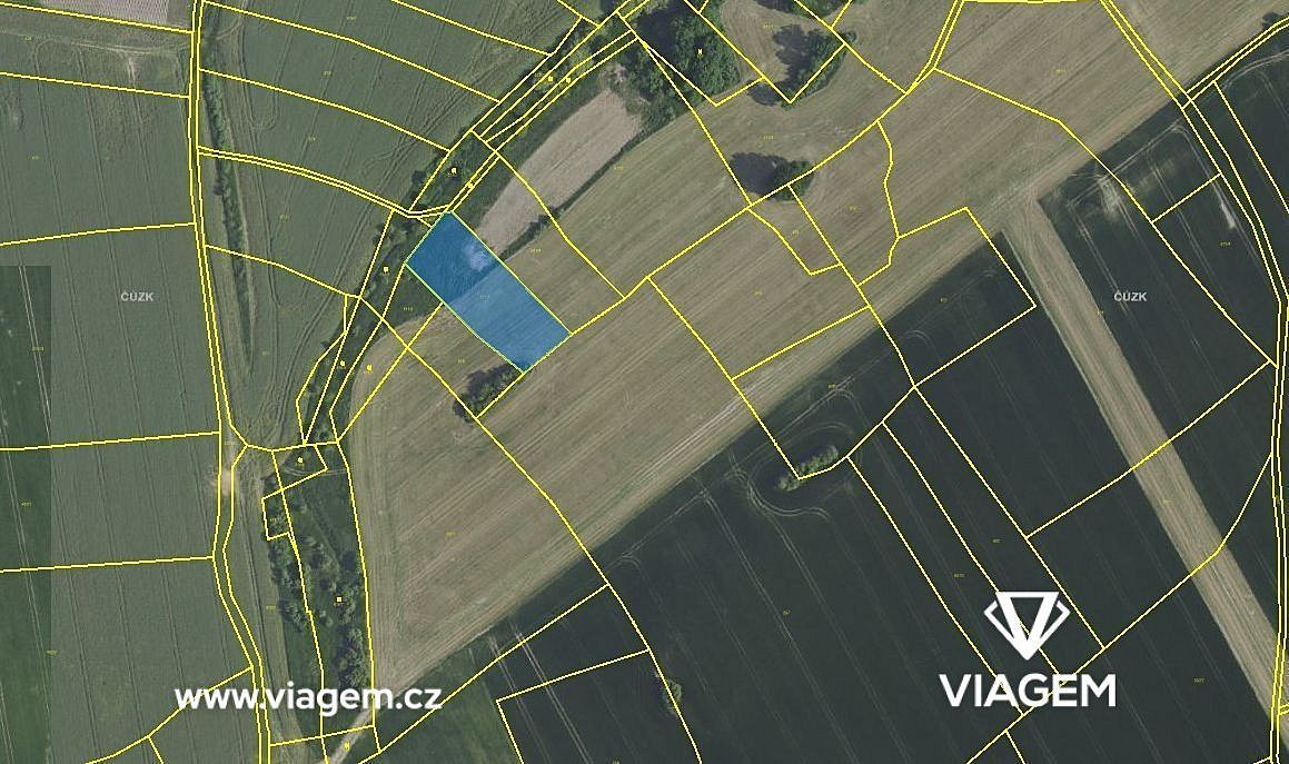 Prodej pole 724 m²