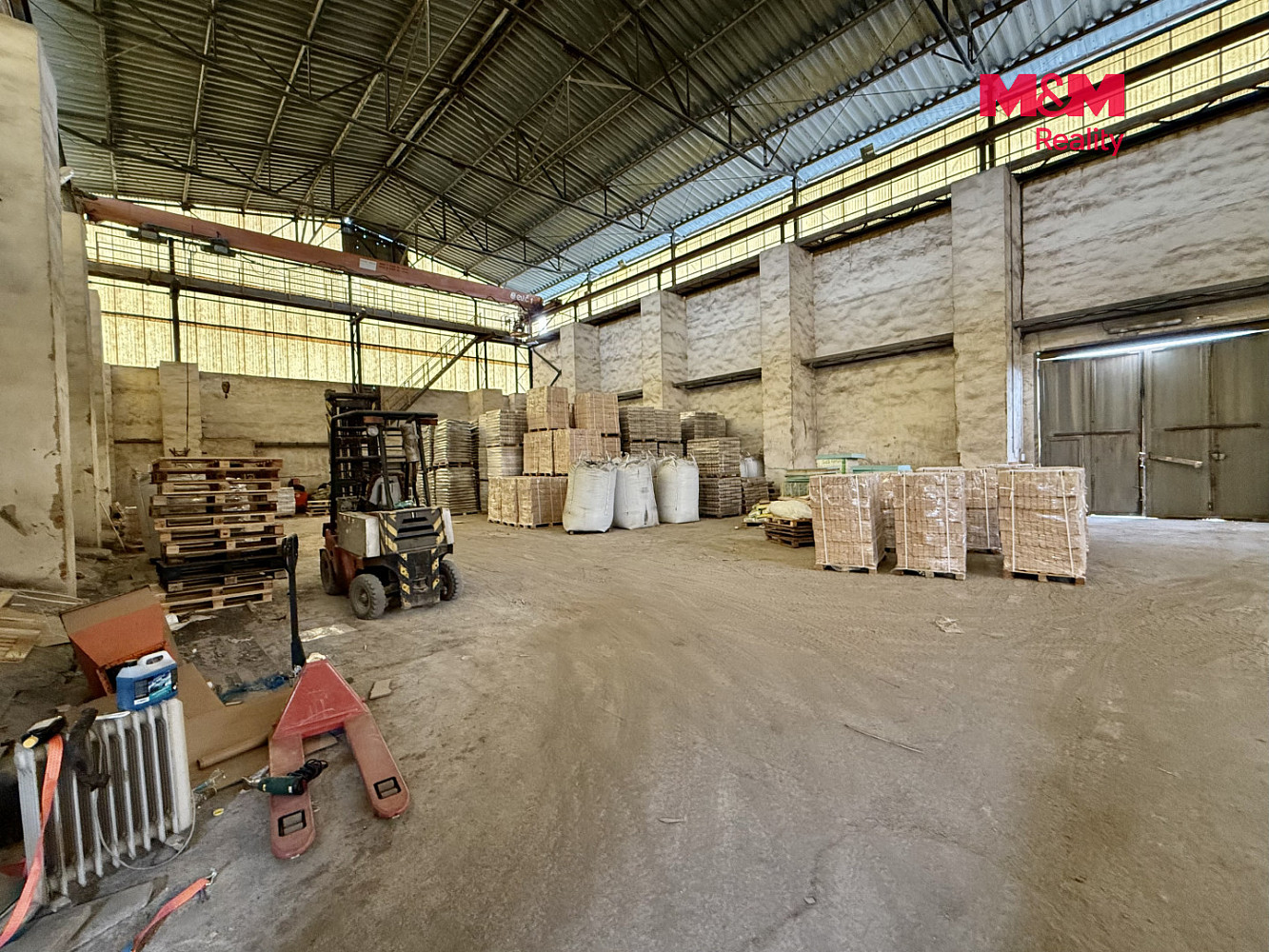 Pronájem skladovacích prostor 1 040 m² – fotografie 4