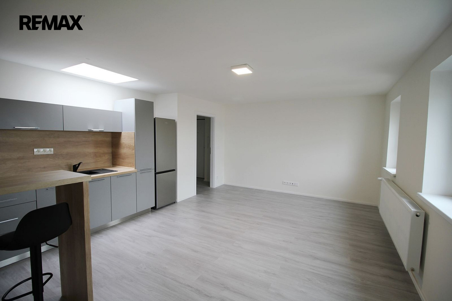 Pronájem bytu 1+kk 34 m² – fotografie 5