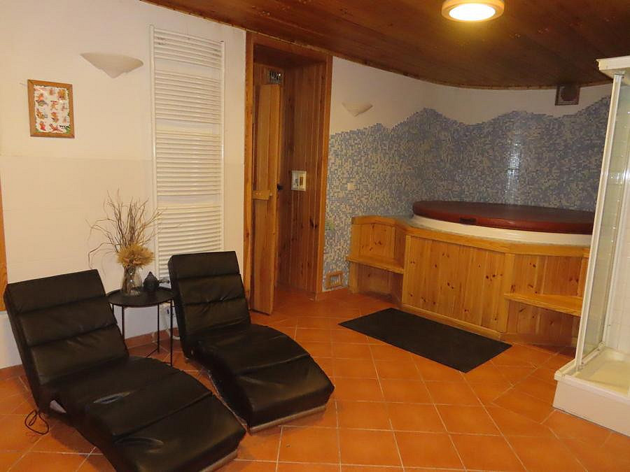Pronájem komerčního objektu (jiného typu) 50 m²