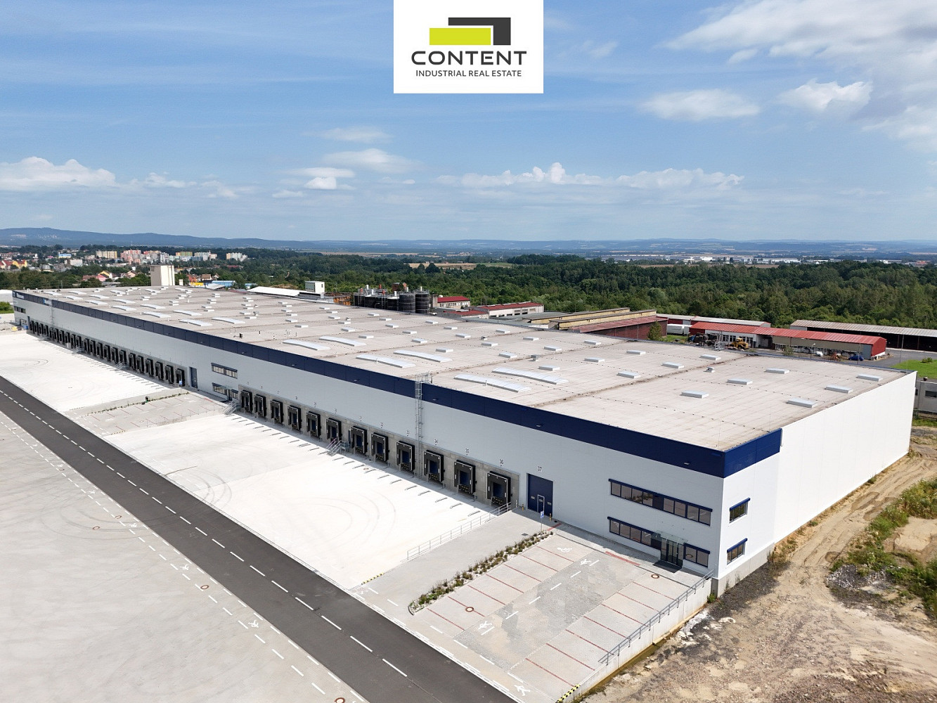 Pronájem skladu, výrobních prostor 3.000 m², Cheb, D6 – pohled 2