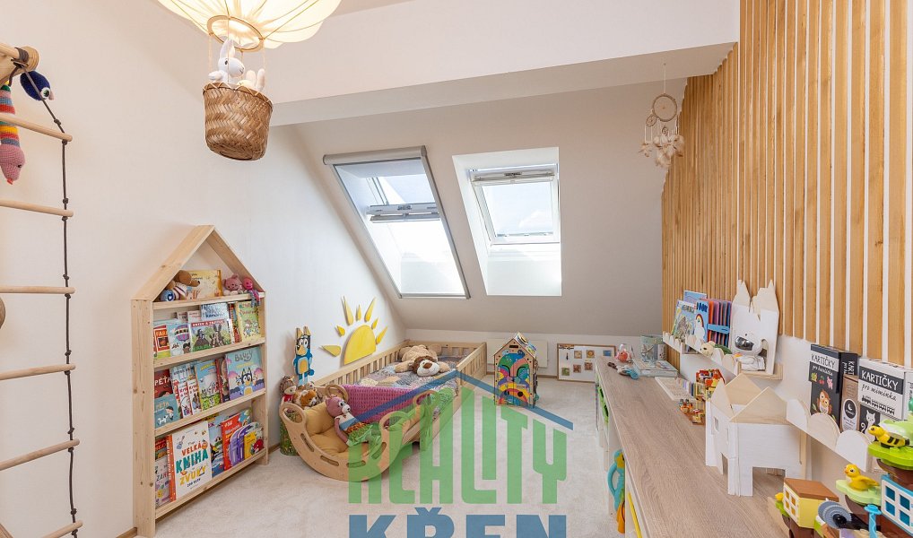 Prodej bytu 3+kk 92 m², Jinočany – náhled fotky 16