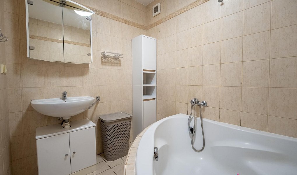 Prodej domu 80 m² s pozemkem 156 m², Hostivice – náhled fotky 14