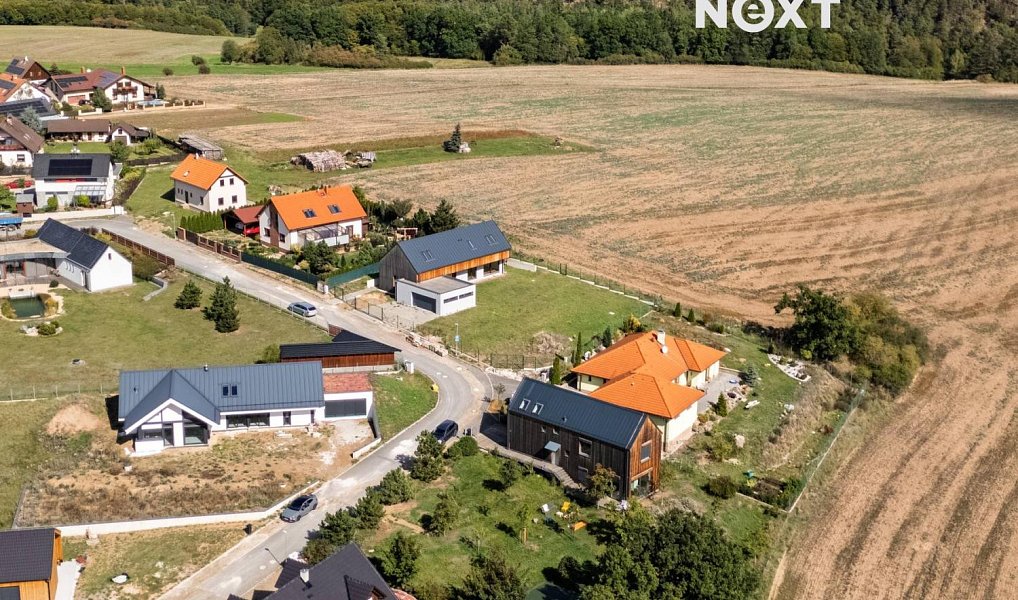 Prodej domu 214 m² s pozemkem 1 127 m², Březová – náhled fotky 28