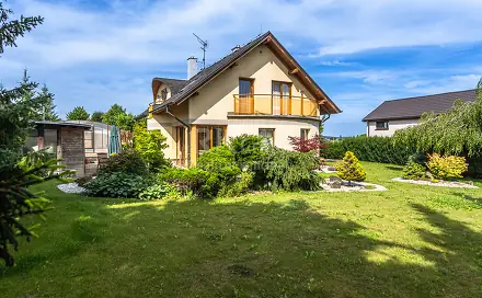 Prodej domu 197 m² s pozemkem 994 m², Dolní, Velká Dobrá, okres Kladno