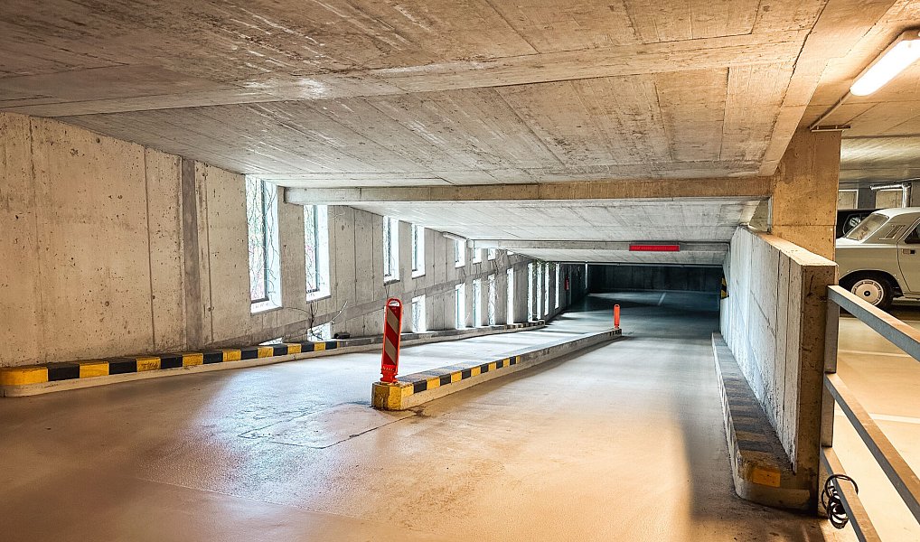 Prodej garážového stání, 14 m2, ul. V Dolině, Praha-Michle, Praha – náhled fotky 4