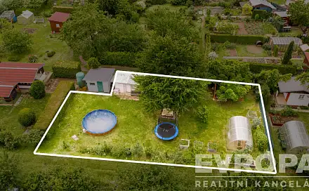 Prodej chaty/chalupy 16 m² s pozemkem 310 m², Zahrádkářská osada Třešňovka, Hradec Králové - Nový Hradec Králové