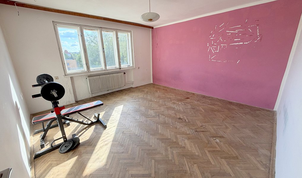 Pronájem domu 150 m² s pozemkem 1 406 m², Hluk – náhled fotky 11