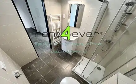 Pronájem bytu 2+kk 51 m², Zborovská, Kolín - Kolín II