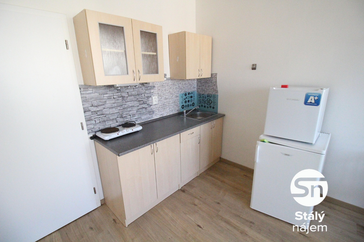 Pronájem bytu 1+1 23 m² — photo 2