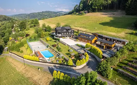 Prodej domu 669 m² s pozemkem 11 914 m², Bystřička, okres Vsetín