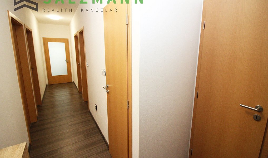 Pronájem bytu 4+kk 82 m², Vochov – náhled fotky 19