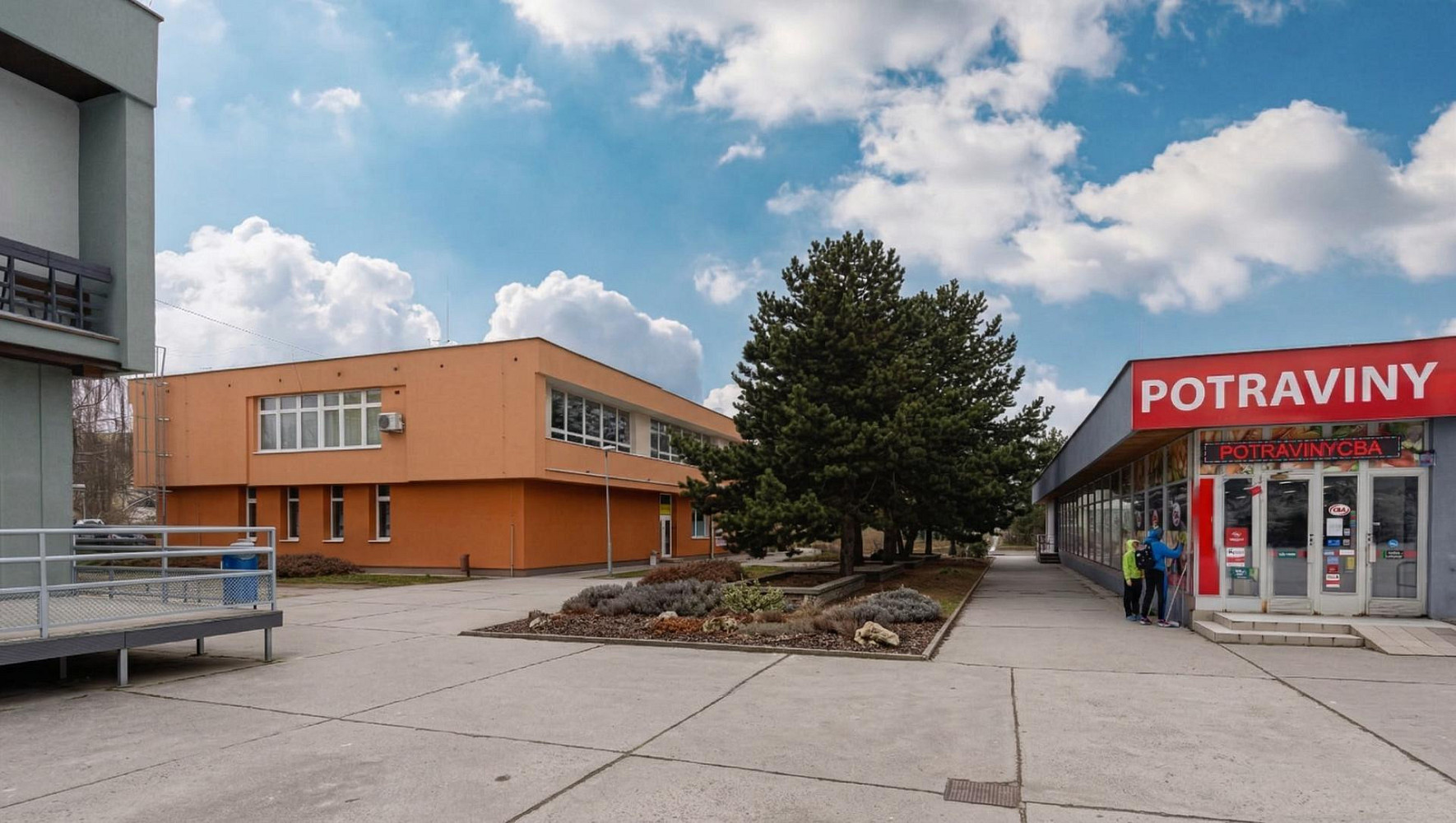 Prodej kanceláře 220 m² — photo 3
